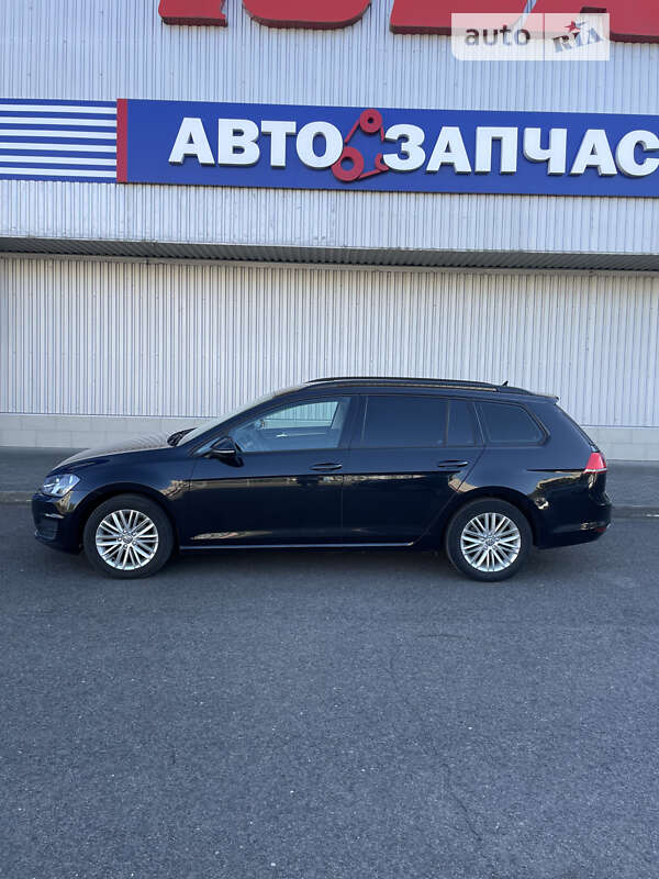 Универсал Volkswagen Golf 2013 в Луцке