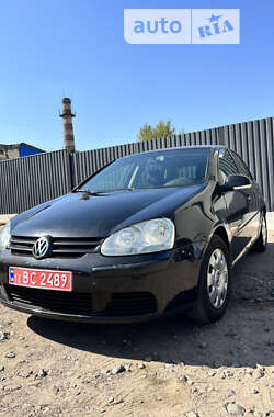 Хетчбек Volkswagen Golf 2007 в Сумах