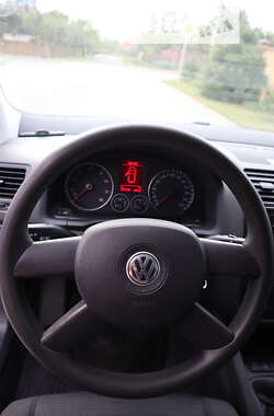 Хэтчбек Volkswagen Golf 2004 в Луцке