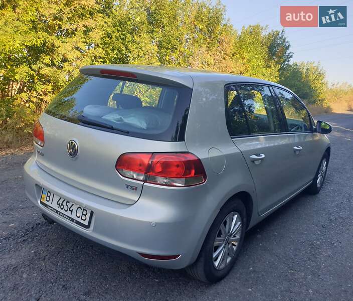 Хетчбек Volkswagen Golf 2012 в Миргороді