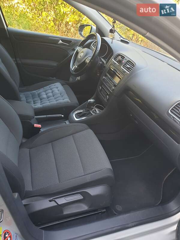 Хетчбек Volkswagen Golf 2012 в Миргороді