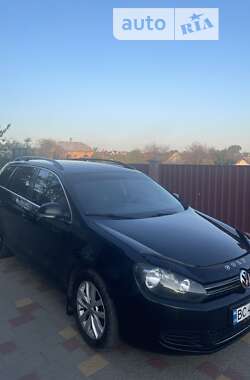 Универсал Volkswagen Golf 2013 в Львове