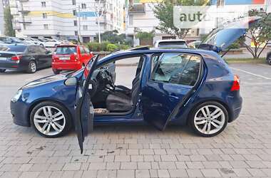 Хэтчбек Volkswagen Golf 2009 в Ивано-Франковске