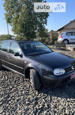 Хетчбек Volkswagen Golf 2001 в Луцьку