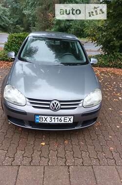 Хэтчбек Volkswagen Golf 2004 в Хмельницком