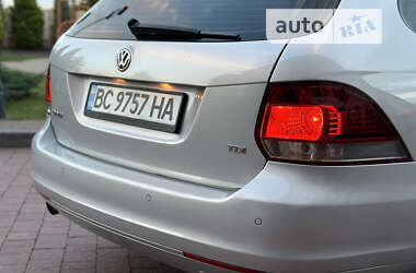 Універсал Volkswagen Golf 2013 в Стрию