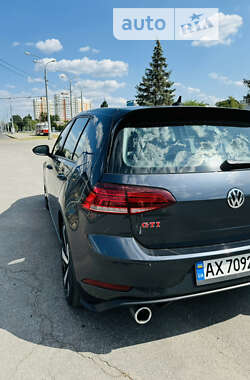 Хетчбек Volkswagen Golf 2020 в Харкові