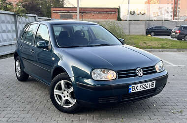 Хэтчбек Volkswagen Golf 2002 в Хмельницком