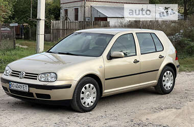 Хэтчбек Volkswagen Golf 2001 в Тернополе