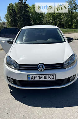 Хетчбек Volkswagen Golf 2012 в Запоріжжі