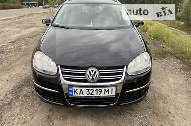 Универсал Volkswagen Golf 2008 в Киеве