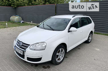 Универсал Volkswagen Golf 2008 в Дубно