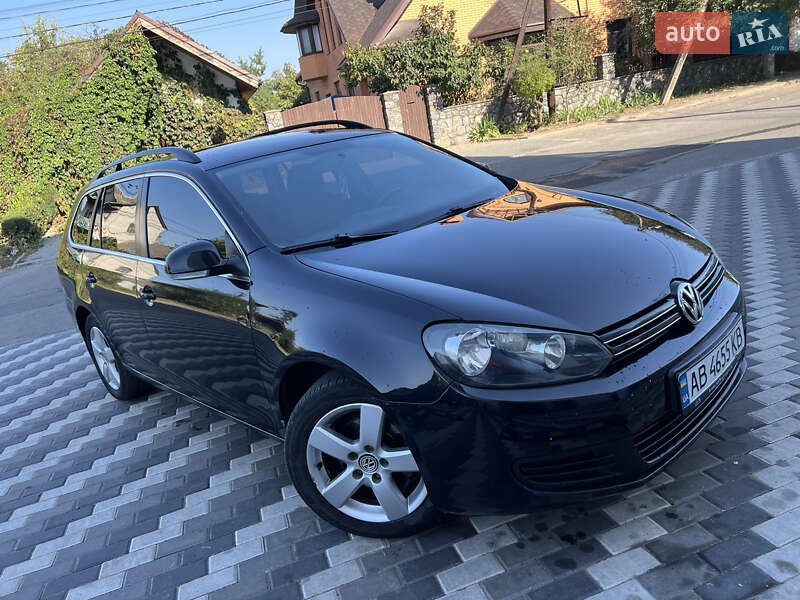 Универсал Volkswagen Golf 2010 в Гнивани