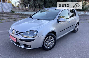 Хетчбек Volkswagen Golf 2004 в Полтаві