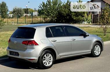 Хэтчбек Volkswagen Golf 2014 в Днепре