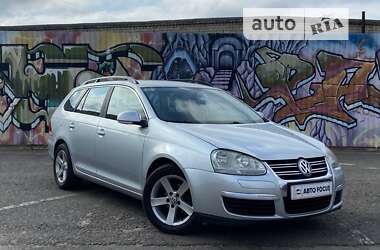 Универсал Volkswagen Golf 2008 в Киеве