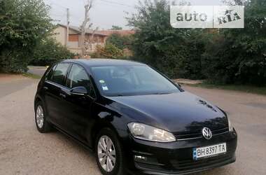 Хэтчбек Volkswagen Golf 2015 в Одессе