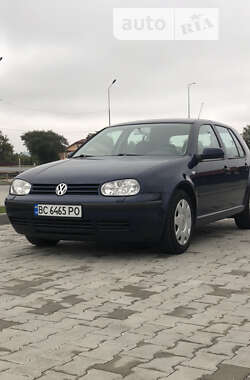 Хетчбек Volkswagen Golf 2000 в Тернополі