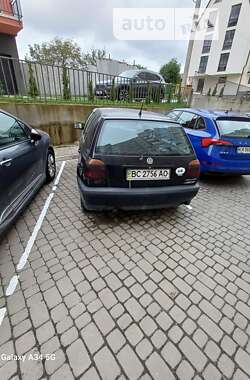 Хэтчбек Volkswagen Golf 1995 в Львове