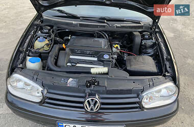 Хэтчбек Volkswagen Golf 2000 в Катеринополе