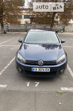 Хетчбек Volkswagen Golf 2012 в Києві