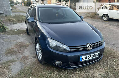 Універсал Volkswagen Golf 2010 в Черкасах