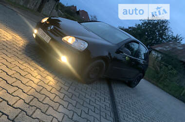 Хэтчбек Volkswagen Golf 2006 в Надворной