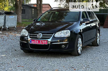 Универсал Volkswagen Golf 2008 в Дубно