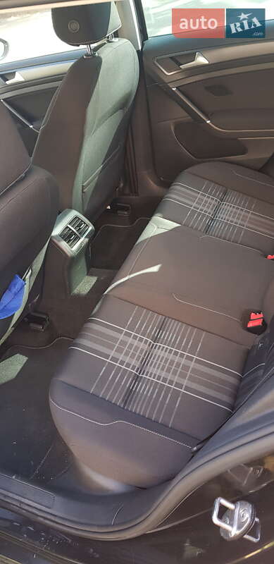 Універсал Volkswagen Golf 2015 в Луцьку