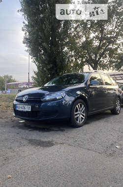 Универсал Volkswagen Golf 2010 в Киеве