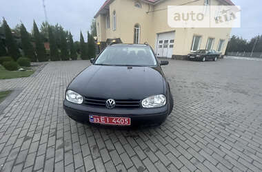 Универсал Volkswagen Golf 2006 в Луцке