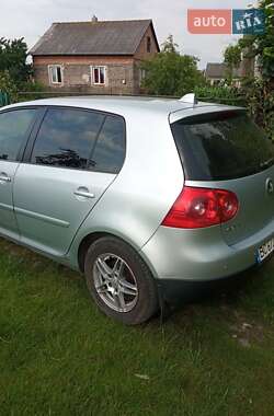 Хэтчбек Volkswagen Golf 2006 в Львове