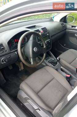 Хэтчбек Volkswagen Golf 2006 в Львове