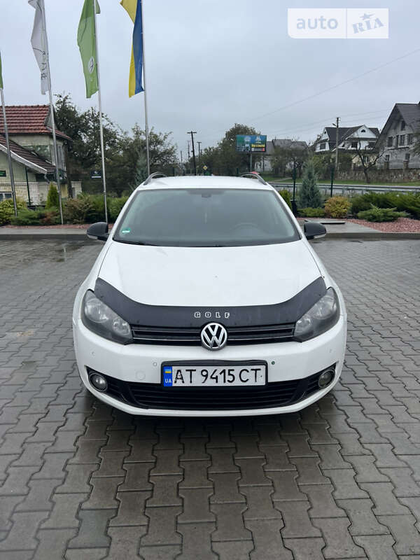 Универсал Volkswagen Golf 2013 в 