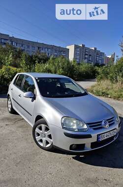 Хетчбек Volkswagen Golf 2006 в Хмельницькому