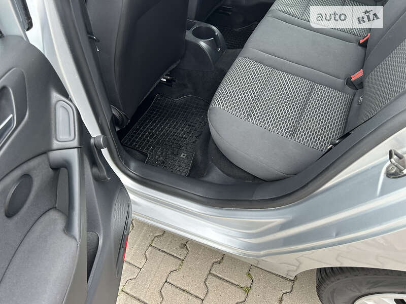 Хетчбек Volkswagen Golf 2011 в Вінниці