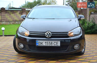 Универсал Volkswagen Golf 2011 в Сарнах