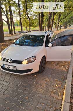 Універсал Volkswagen Golf 2010 в Полтаві