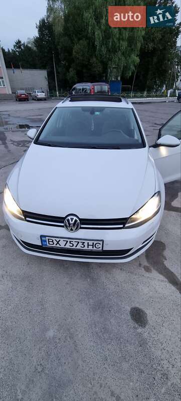 Универсал Volkswagen Golf 2015 в 