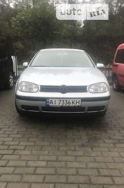 Хетчбек Volkswagen Golf 2003 в Броварах