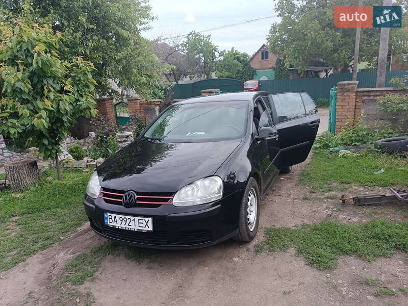 Volkswagen Golf 2004