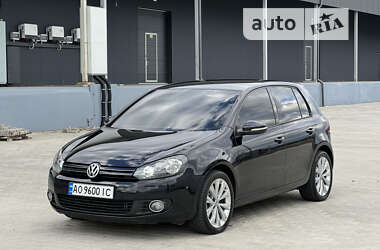 Хетчбек Volkswagen Golf 2011 в Мукачевому