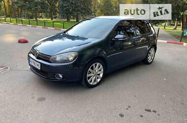 Хэтчбек Volkswagen Golf 2009 в Харькове