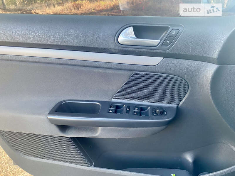 Универсал Volkswagen Golf 2008 в Переяславе