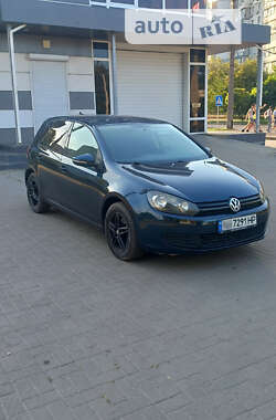 Хэтчбек Volkswagen Golf 2010 в Киеве