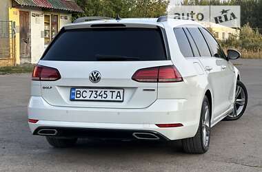 Універсал Volkswagen Golf 2019 в Дрогобичі