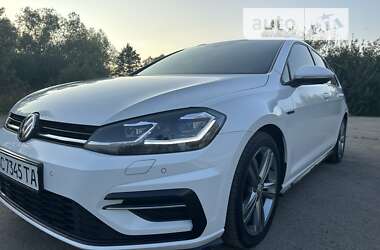 Універсал Volkswagen Golf 2019 в Дрогобичі