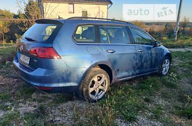 Универсал Volkswagen Golf 2015 в 