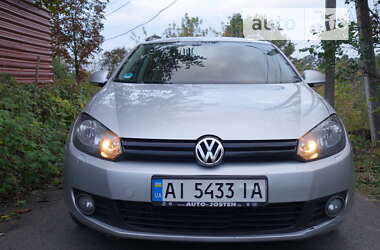 Універсал Volkswagen Golf 2010 в Крюківщині