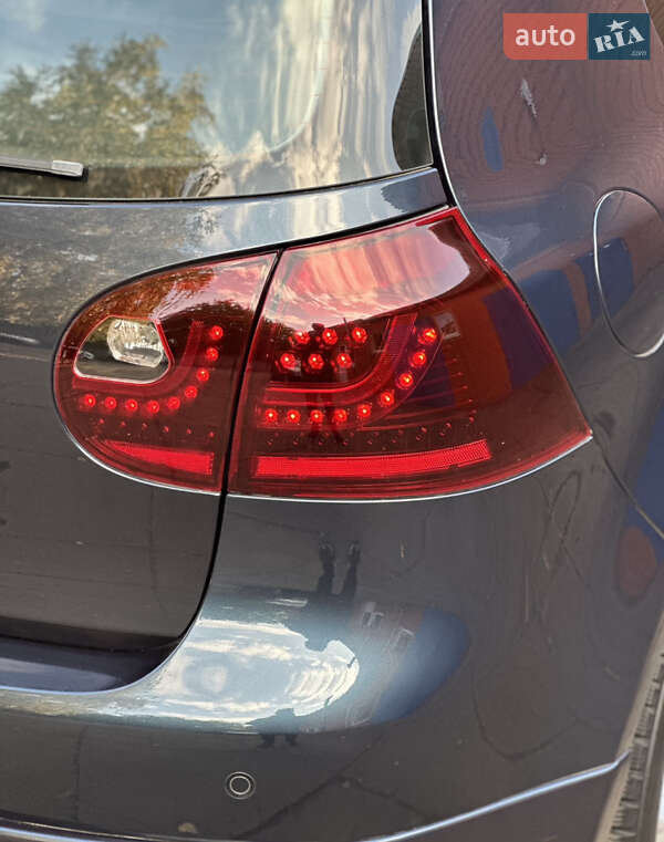 Хэтчбек Volkswagen Golf 2008 в Лубнах